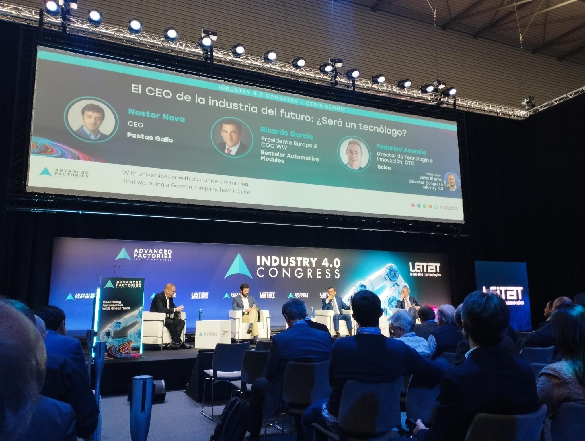 Ponencia en el advanced Factories 2025, personas escuchando la ponencia, Barcelona