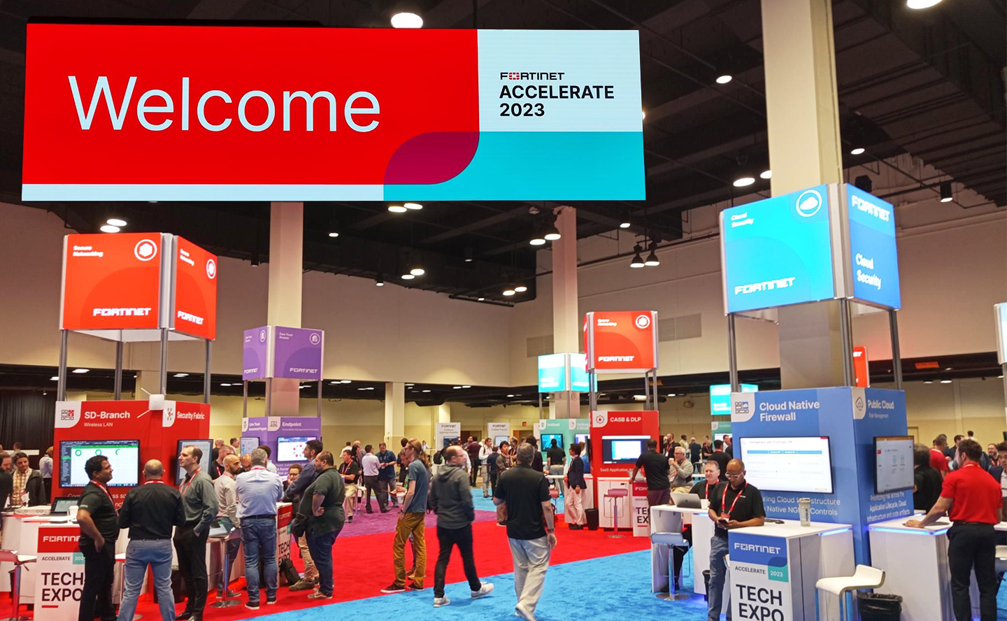 perosnas en el accelerate 2023